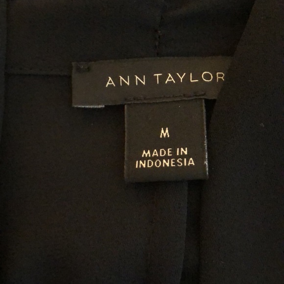 Ann Taylor black tie blouse - Picture 4 of 4